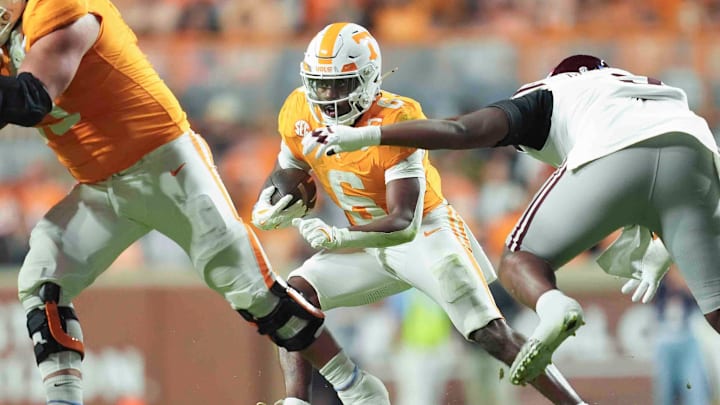 Tennessee running back Dylan Sampson (6) runs with the ball during an NCAA college football game between Tennessee and Mississippi State at Neyland Stadium in Knoxville, Tenn., Saturday, Nov. 9, 2024.