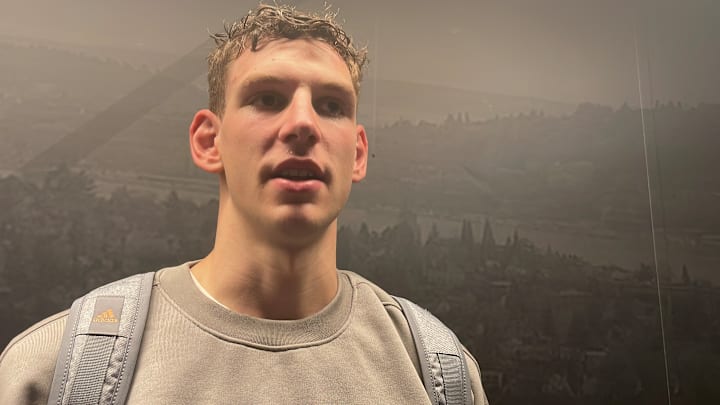 Hannes Steinbach meets with the media at the UW.