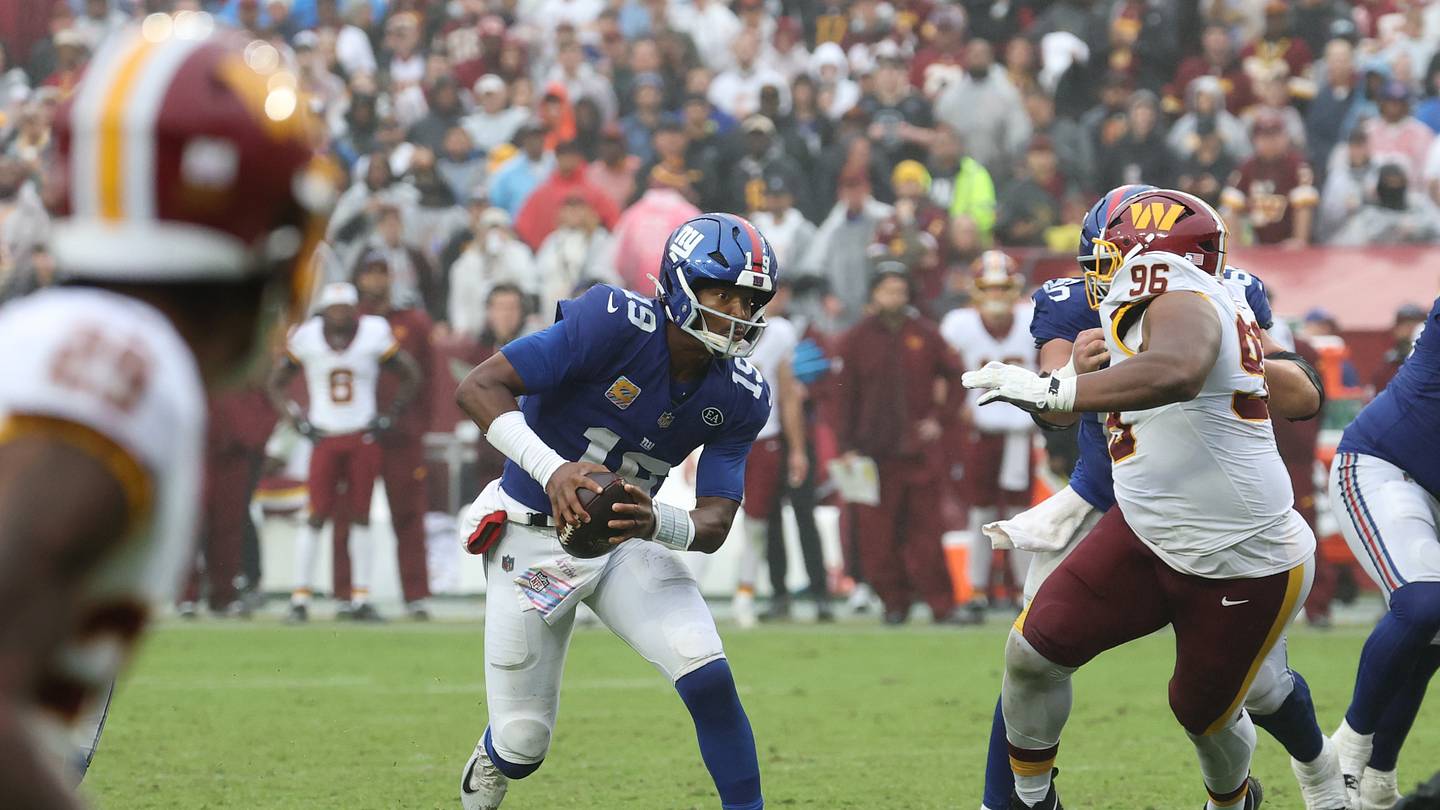 Jameis Winston Answers Critics With Historic Day in Giants Tie