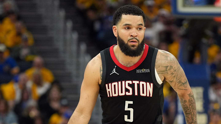 Apr 26, 2025; San Francisco, California, USA; Houston Rockets guard Fred VanVleet (5) dribbles against the Golden State Warriors during the third quarter of game three of first round for the 2024 NBA Playoffs at Chase Center. Mandatory Credit: Darren Yamashita-Imagn Images Apr 26, 2025; San Francisco, California, USA; Houston Rockets guard Fred VanVleet (5) dribbles against the Golden State Warriors during the third quarter of game three of first round for the 2024 NBA Playoffs at Chase Center. Mandatory Credit: Darren Yamashita-Imagn Images