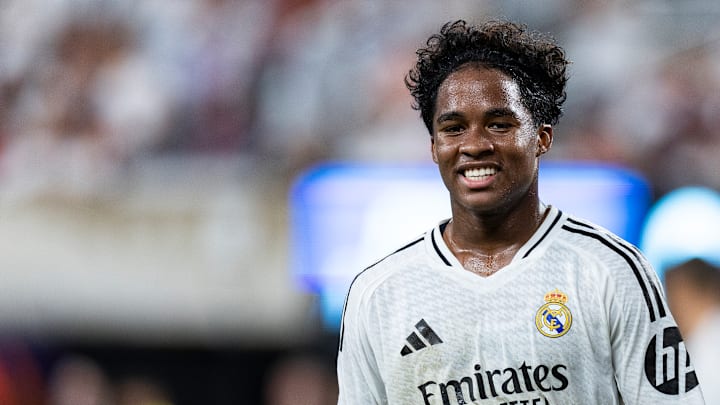 Endrick s'est livré à un "tu préfères ?" Endrick s'est livré à un "tu préfères ?"