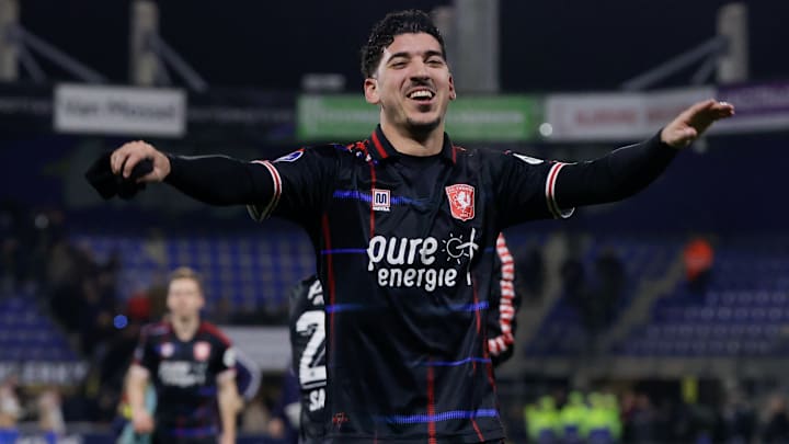 Dimitris Limnios hat beim FC Twente eine gute Saison gespielt
