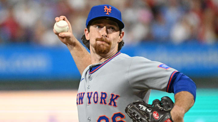 Sep 8, 2025; Philadelphia, Pennsylvania, USA; New York Mets pitcher Nolan McLean (26) throws a pitch during the fourth inning against the Philadelphia Phillies at Citizens Bank Park. Mandatory Credit: Eric Hartline-Imagn Images