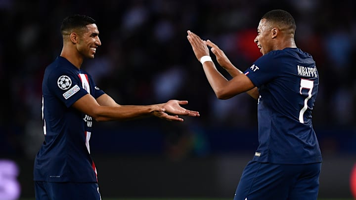 Ce vendredi matin, le PSG a dévoilé son troisième maillot de la saison