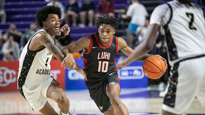 Syracuse basketball 2025 four-star priority recruits Nigel James and Kiyan Anthony were fabulous in a win for their NY team.