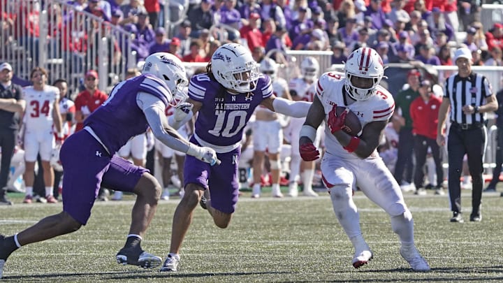 The Wisconsin Badgers defeated the Northwestern Wildcats 23-3 in an emphatic road win on Saturday.