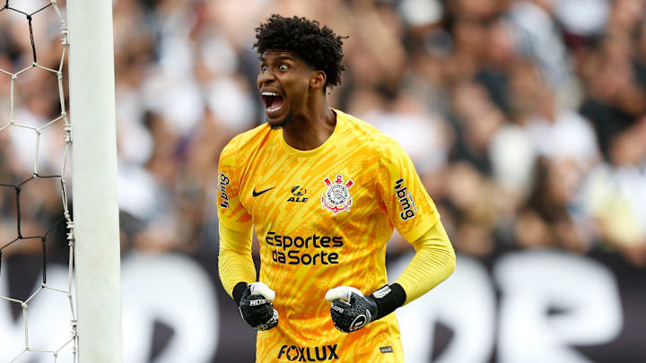 Hugo Souza foi o principal nome do Corinthians na final do Paulistão 2025