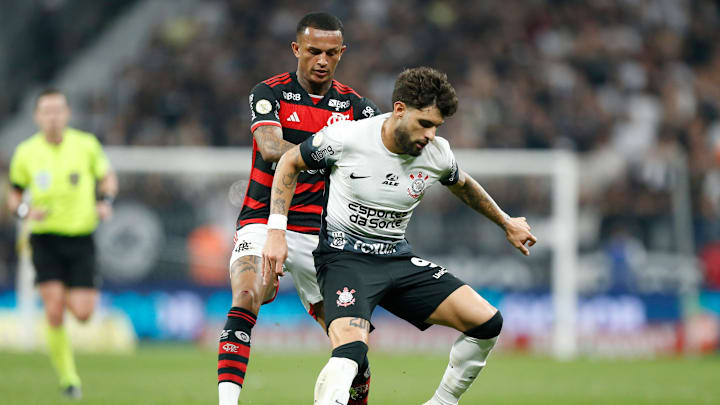 Flamengo e Corinthians se enfrentam neste domingo (27), no Maracanã
