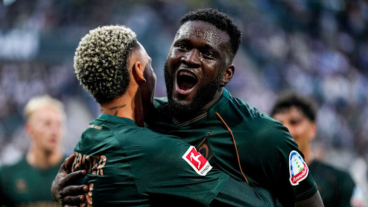 Victor Boniface sorgt für kuriose Social-Media-Posts