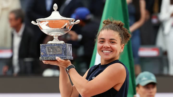 Jasmine Paolini appeared on the cover of Vanity Fair Italia after winning the Italian Open (Internazionali BNL d'Italia).