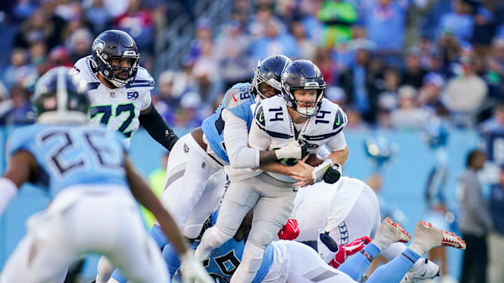 Falcons May Hold the Key to Slowing Down Seahawks Offense Falcons May Hold the Key to Slowing Down Seahawks Offense