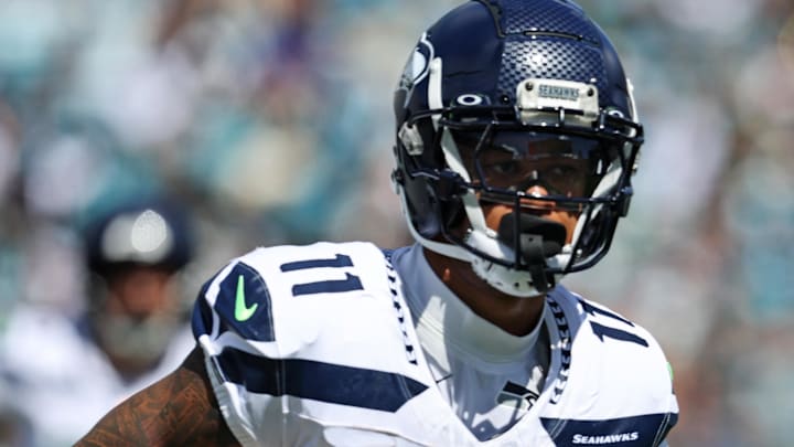 Seattle Seahawks wide receiver Jaxon Smith-Njigba runs the ball during the first half against the Jacksonville Jaguars. Seattle Seahawks wide receiver Jaxon Smith-Njigba runs the ball during the first half against the Jacksonville Jaguars.