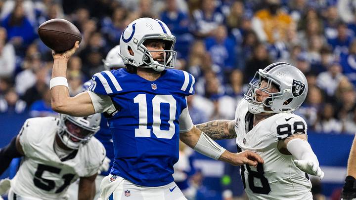 Dec 31, 2023; Indianapolis, Indiana, USA; Indianapolis Colts quarterback Gardner Minshew (10) passes Dec 31, 2023; Indianapolis, Indiana, USA; Indianapolis Colts quarterback Gardner Minshew (10) passes