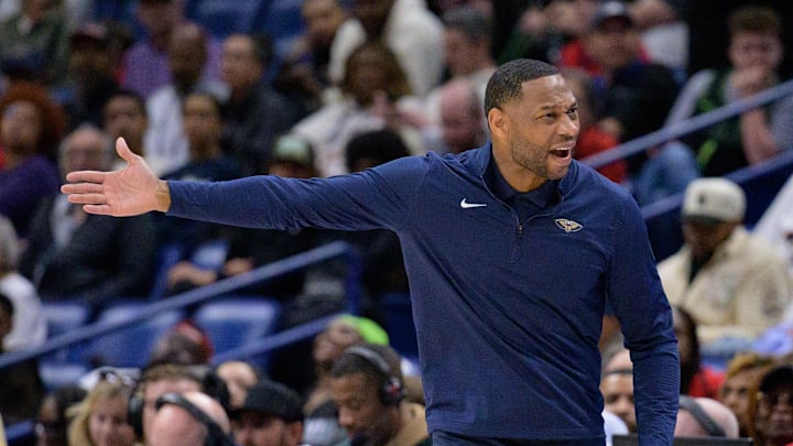 Mar 11, 2025; New Orleans, Louisiana, USA; New Orleans Pelicans head coach Willie Green reacts against the Los Angeles Clippers during the fourth quarter at Smoothie King Center. Mandatory Credit: Matthew Hinton-Imagn Images