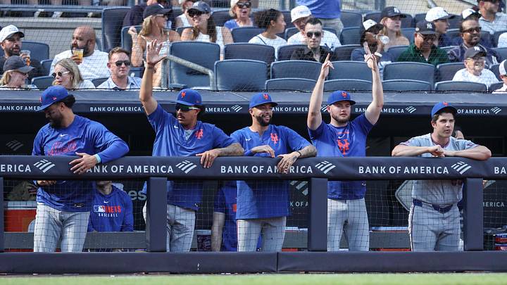 Sep 12, 2026; Bronx, New York, USA; The New York Mets dugout celebrates following a grand slam home run hit by shortstop Francisco Lindor in the eighth inning against the New York Yankees at Yankee Stadium. Mandatory Credit: Wendell Cruz-Imagn Images Sep 12, 2026; Bronx, New York, USA; The New York Mets dugout celebrates following a grand slam home run hit by shortstop Francisco Lindor in the eighth inning against the New York Yankees at Yankee Stadium. Mandatory Credit: Wendell Cruz-Imagn Images