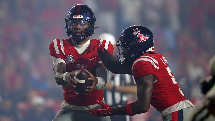 Sep 12, 2026; Oxford, Mississippi, USA; Mississippi Rebels quarterback Trinidad Chambliss (6) fakes the handoff to running back Kewan Lacy (5) during the fourth quarter against the Charlotte 49ers at Vaught-Hemingway Stadium. Mandatory Credit: Petre Thomas-Imagn Images Sep 12, 2026; Oxford, Mississippi, USA; Mississippi Rebels quarterback Trinidad Chambliss (6) fakes the handoff to running back Kewan Lacy (5) during the fourth quarter against the Charlotte 49ers at Vaught-Hemingway Stadium. Mandatory Credit: Petre Thomas-Imagn Images