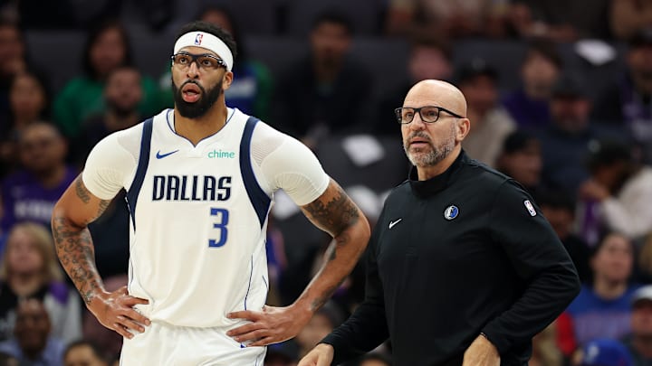 Dallas Mavericks v Sacramento Kings