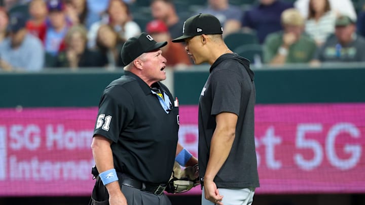 Jun 15, 2025; Arlington, Texas, USA;  Chicago White Sox manager Will Venable (1) argues with home plate umpire Marvin Hudson (51) during the first inning against the Texas Rangers at Globe Life Field. Mandatory Credit: Kevin Jairaj-Imagn Images
