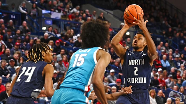 Nov 7, 2022; Spokane, Washington, USA; North Florida Ospreys guard Chaz Lanier (2) shoots the ball