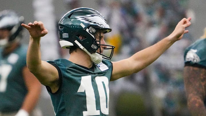 Punter Braden Mann gets set as the Philadelphia Eagles work out in preparation for the Super Bowl at the NovaCare Complex in Philadelphia, Pa. Friday, Jan. 31, 2025.
