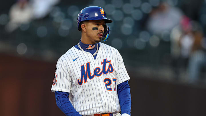 New York Mets third baseman Mark Vientos (27) looks back from second base during the eighth inning against the Miami Marlins at Citi Field on April 8. New York Mets third baseman Mark Vientos (27) looks back from second base during the eighth inning against the Miami Marlins at Citi Field on April 8.