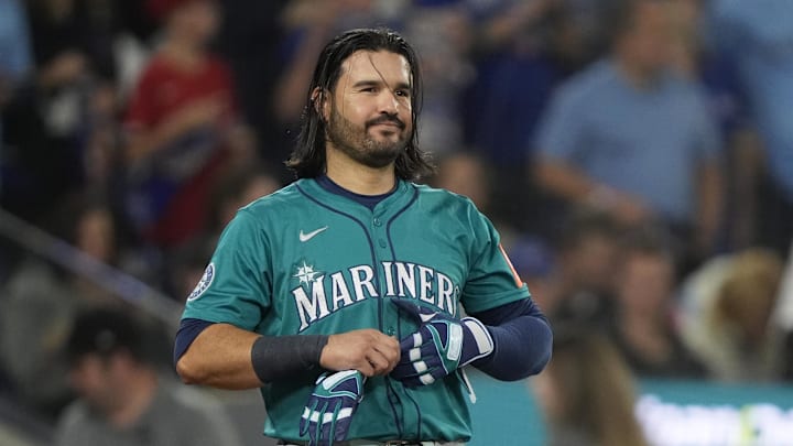 Mariners Could Potentially Lose Eugenio Suarez To Unexpected NL Team