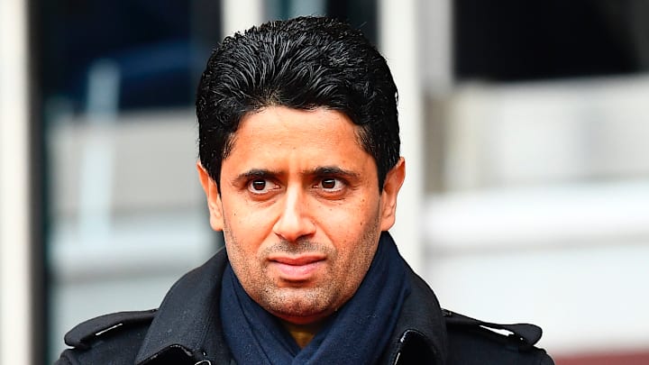 Nasser al-Khelaïfi est encore visé par les supporters bavarois. Nasser al-Khelaïfi est encore visé par les supporters bavarois.