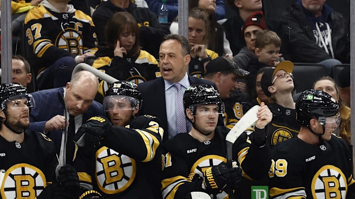 Oct 13, 2025; Boston, Massachusetts, USA; Boston Bruins head coach Marco Sturm talks to his players during the third period against the Tampa Bay Lightning at TD Garden. Mandatory Credit: Winslow Townson-Imagn Images Oct 13, 2025; Boston, Massachusetts, USA; Boston Bruins head coach Marco Sturm talks to his players during the third period against the Tampa Bay Lightning at TD Garden. Mandatory Credit: Winslow Townson-Imagn Images