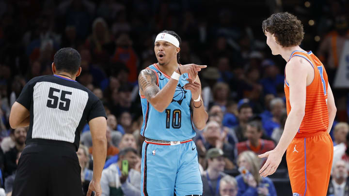 Mar 19, 2023; Oklahoma City, Oklahoma, USA; Phoenix Suns guard Damion Lee (10) gestures to the officials on a play against Oklahoma City Thunder guard Josh Giddey (3) during the second quarter at Paycom Center. Mandatory Credit: Alonzo Adams-USA TODAY Sports Mar 19, 2023; Oklahoma City, Oklahoma, USA; Phoenix Suns guard Damion Lee (10) gestures to the officials on a play against Oklahoma City Thunder guard Josh Giddey (3) during the second quarter at Paycom Center. Mandatory Credit: Alonzo Adams-USA TODAY Sports