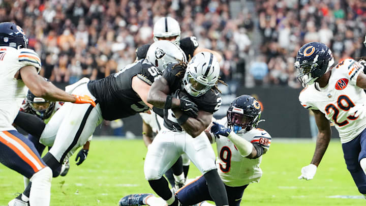 Sep 28, 2025; Paradise, Nevada, USA; Las Vegas Raiders running back Ashton Jeanty (2) runs the ball during the second half against the Chicago Bears at Allegiant Stadium. Mandatory Credit: Stephen R. Sylvanie-Imagn Images Sep 28, 2025; Paradise, Nevada, USA; Las Vegas Raiders running back Ashton Jeanty (2) runs the ball during the second half against the Chicago Bears at Allegiant Stadium. Mandatory Credit: Stephen R. Sylvanie-Imagn Images