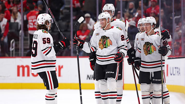 Chicago Blackhawks v Detroit Red Wings