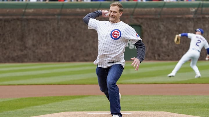 Bears head coach Ben Johnson throws out a ceremonial first pitch at Chicago Cubs game Bears head coach Ben Johnson throws out a ceremonial first pitch at Chicago Cubs game