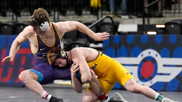 Missouri’s Aeoden Sinclair wrestles Waylon Cressell, unattached, in a 184-pound semifinal match Jan. 4, 2026 during the Soldier Salute wrestling tournament in Coralville, Iowa.