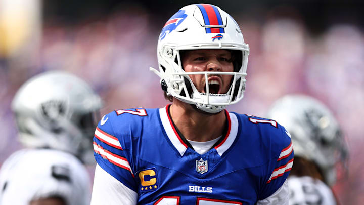 Las Vegas Raiders v Buffalo Bills