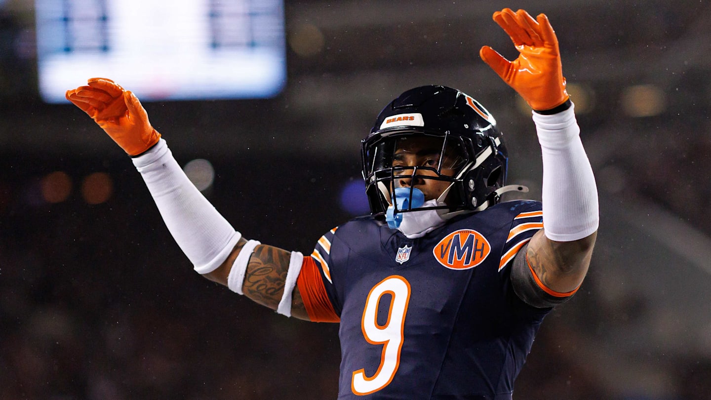 Jaquan Brisker made it seem like he played his last snaps in a Bears uniform