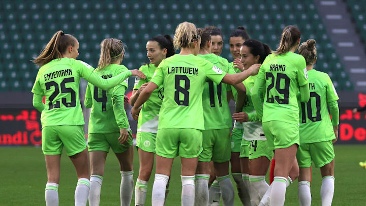 Wolfsburg jubelte gegen Nürnberg gleich neun Mal Wolfsburg jubelte gegen Nürnberg gleich neun Mal