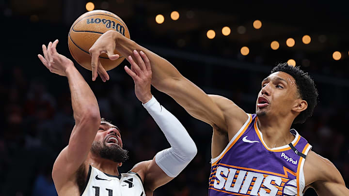 Phoenix Suns v Atlanta Hawks