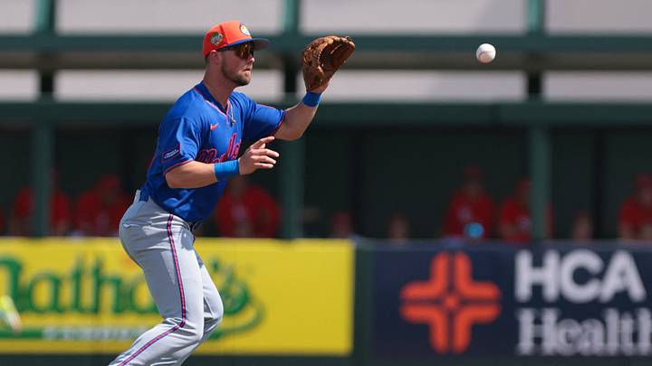 Feb 27, 2026; Jupiter, Florida, USA; New York Mets shortstop Jackson Cluff (85) catches a ground ball to retire St. Louis Cardinals third baseman baseman Nolan Gorman (16) during the first inning at Roger Dean Chevrolet Stadium. Mandatory Credit: Sam Navarro-Imagn Images Feb 27, 2026; Jupiter, Florida, USA; New York Mets shortstop Jackson Cluff (85) catches a ground ball to retire St. Louis Cardinals third baseman baseman Nolan Gorman (16) during the first inning at Roger Dean Chevrolet Stadium. Mandatory Credit: Sam Navarro-Imagn Images