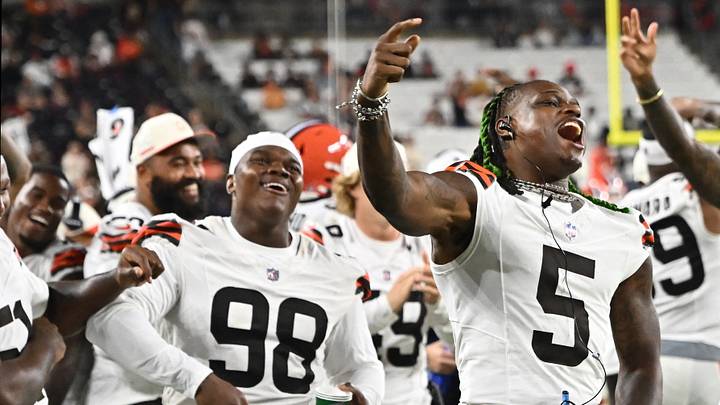 Aug 27, 2026; Cleveland, Ohio, USA;  Cleveland Browns linebacker Quincy Williams (5) celebrates after an interception by Cleveland Browns linebacker Justin Jefferson (17) against the New England Patriots during the second half at Huntington Bank Field.  Mandatory Credit: Ken Blaze-Imagn Images