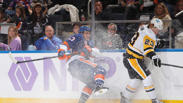 Pittsburgh Penguins v New York Islanders