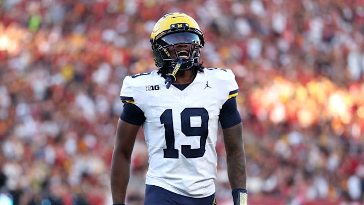 Michigan v USC