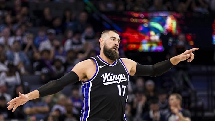 Apr 13, 2025; Sacramento, California, USA; Sacramento Kings center Jonas Valanciunas (17) reacts after scoring against the Phoenix Suns during the fourth quarter at Golden 1 Center. Mandatory Credit: John Hefti-Imagn Images Apr 13, 2025; Sacramento, California, USA; Sacramento Kings center Jonas Valanciunas (17) reacts after scoring against the Phoenix Suns during the fourth quarter at Golden 1 Center. Mandatory Credit: John Hefti-Imagn Images