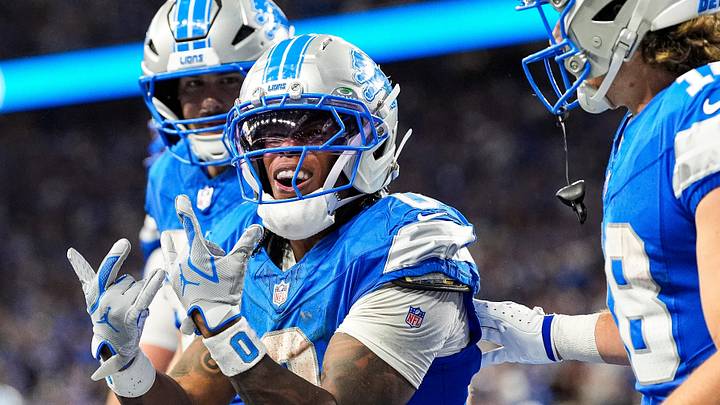 Detroit Lions running back Jahmyr Gibbs (0).