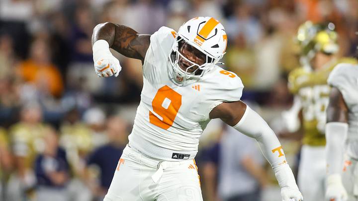 Sep 12, 2026; Atlanta, Georgia, USA; Tennessee Volunteers defensive lineman Mariyon Dye (9) reacts after a sack against the Georgia Tech Yellow Jackets in the fourth quarter at Bobby Dodd Stadium at Hyundai Field. Mandatory Credit: Brett Davis-Imagn Images Sep 12, 2026; Atlanta, Georgia, USA; Tennessee Volunteers defensive lineman Mariyon Dye (9) reacts after a sack against the Georgia Tech Yellow Jackets in the fourth quarter at Bobby Dodd Stadium at Hyundai Field. Mandatory Credit: Brett Davis-Imagn Images