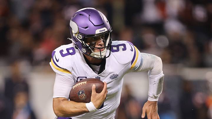 Minnesota Vikings v Chicago Bears - NFL 2025