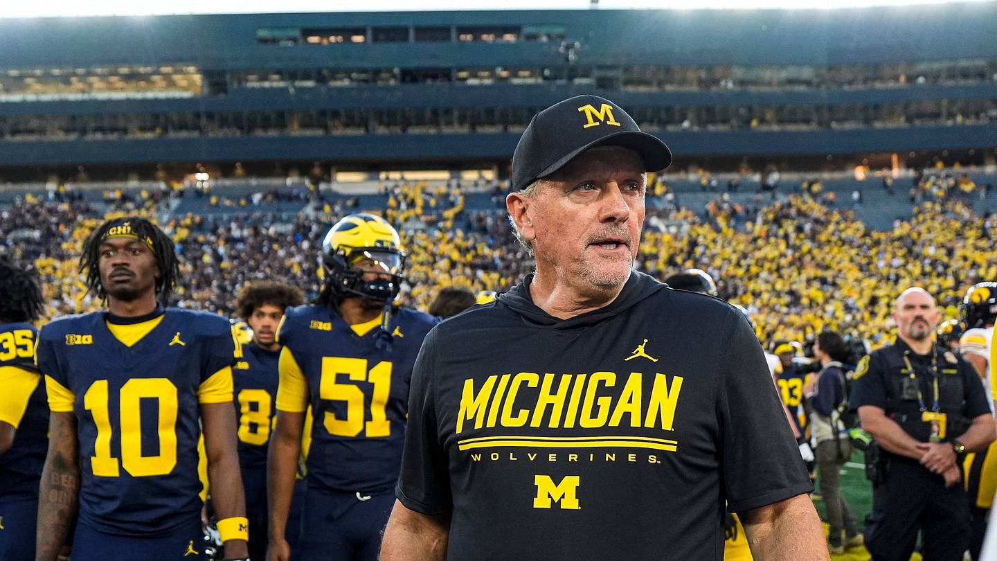 Michigan had no business losing to Iowa, now it has to deal with the consequences