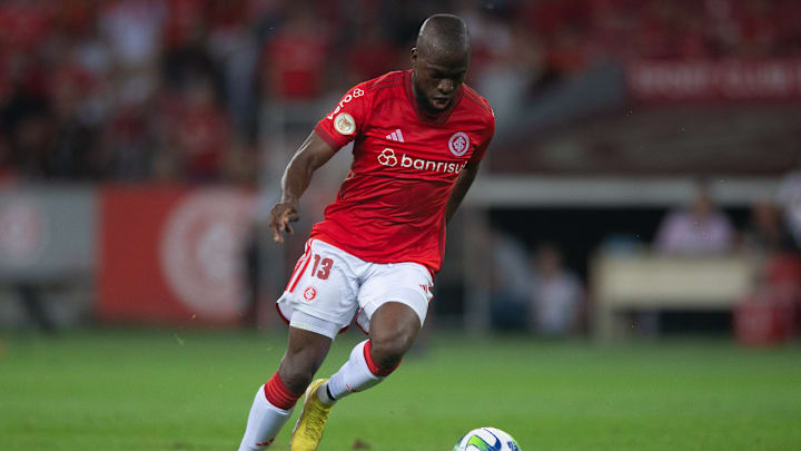 Atacante equatoriano é um dos artilheiros do Colorado na temporada