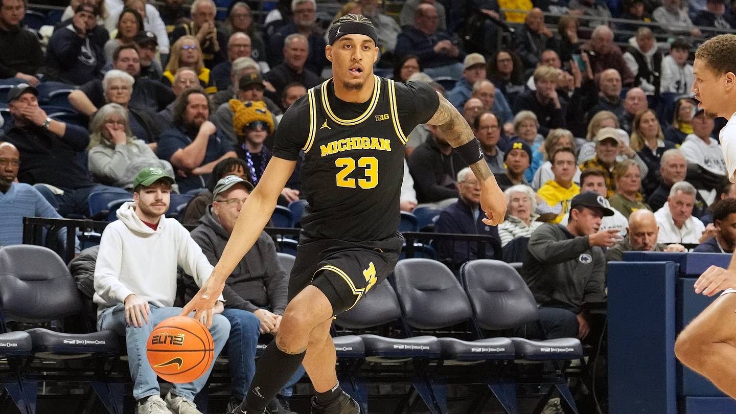 Full Guide to Wisconsin vs. #2 Michigan: Where, When, TV, Streaming, Starting Lineups