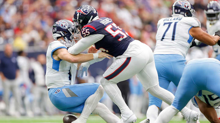 Tennessee Titans v Houston Texans