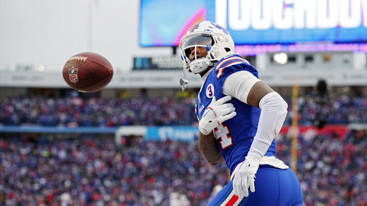 New England Patriots v Buffalo Bills